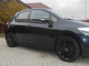 TOYOTA AURIS 1,3 2012 IDEALNA