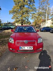 Toyota Avensis 1.6 Benzyna