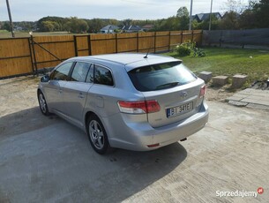 Toyota Avensis T27 2011rok