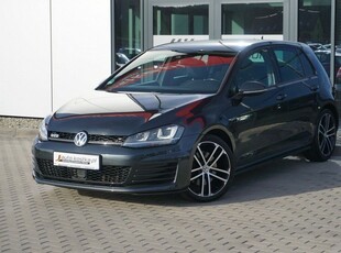 Volkswagen Golf VII 2.0 TDI BMT GTD