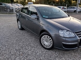 Volkswagen Jetta V 1.6 MPI 102 KM - Klimatronik - Serwis - Zadbany -