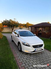 Volvo V40 D2 1.6 115KM niski przebieg