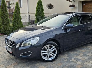 Volvo V60 T4 Summum