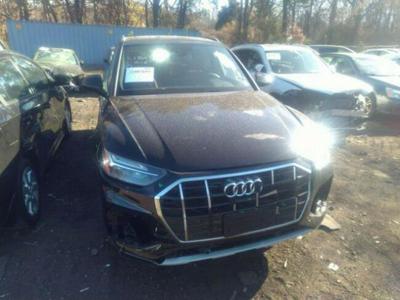 Audi Q5 2021, 2.0L, 4x4, od ubezpieczalni