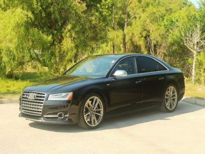 Audi S8 4.0L V8 605KM quattro D4 (2010-)