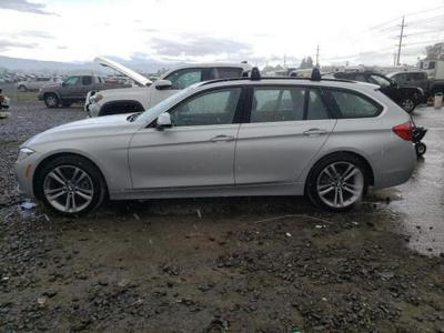 BMW 330 2017, 2.0L, 4x4, porysowany lakier