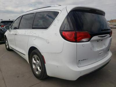 Chrysler Pacifica 2018, 3.6L hybryda, po gradobiciu