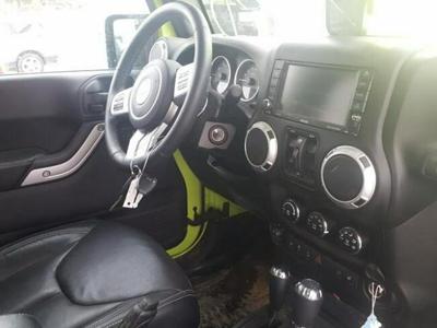 Jeep Wrangler 2017, 3.6L, Rubicon, uszkodozny bok