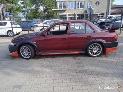 Mitsubishi Lancer sportowy 250 koni już zabytek