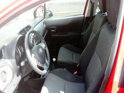 Sprzedam Toyota Yaris 2013 rok