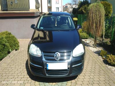 Używane Volkswagen Jetta A5 (2005-2010) Volksvagen Jetta 1.9 diesel 2007r. Stan bardzo dobry.