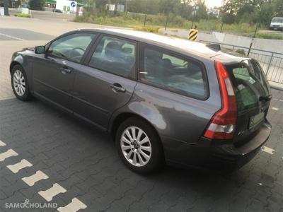 Używane Volvo V50 2.0D 2005 BOGATA WERSJA 6-BIEGÓW SKÓRY KLIMA TELEFON GSM