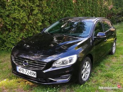 Volvo V60 2012 1.6 D2 Lift Hak 3,5 litra/100km manual 6bieg