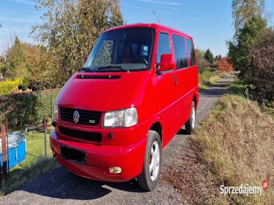 VW Caravelle 2,5TDI 7os.