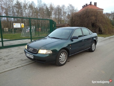 Audi a4 1.6 benzyna