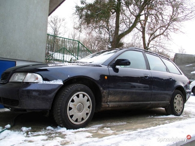 Audi a4 b5 1.9 TDI i 4 koła zimowe