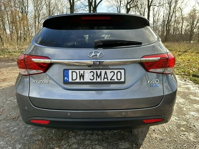 Hyundai i40 1,7 CRDI BlueDrive Busines Navi Panorama Led Alu Super Stan