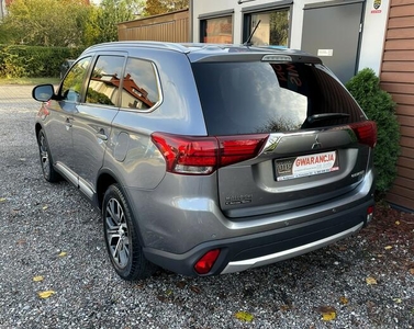 Mitsubishi Outlander 4WD, Bezwypadkowy, 100% oryginalny, Kamera cofania, 7-mio osobowy, LED