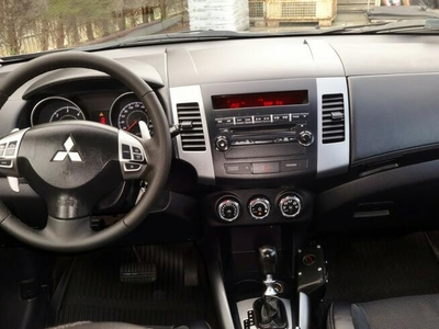 Mitsubishi Outlander Kamera A U T O M A T 4 x 4