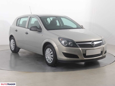 Opel Astra 1.4 88 KM 2010r. (Piaseczno)