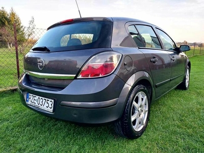 Opel astra III 2009r.bezwypadkowy, książka serwisowa