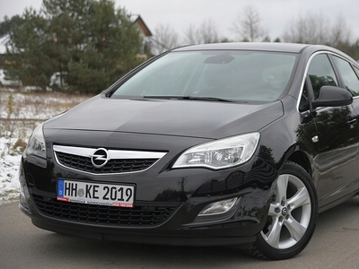 Opel Astra J Hatchback 5d 1.4 Turbo ECOTEC 140KM 2010