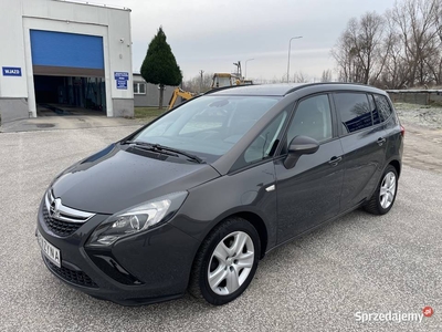 Opel Zafira 1.4 BENZYNA Klimatronik Navi BiXenon Ledy HAK