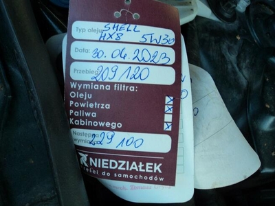 polecam mercedesa 2xkomlet opon,2x kluczyki