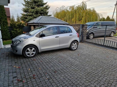 Sprzedam Toyota Yaris 1.4 d4d