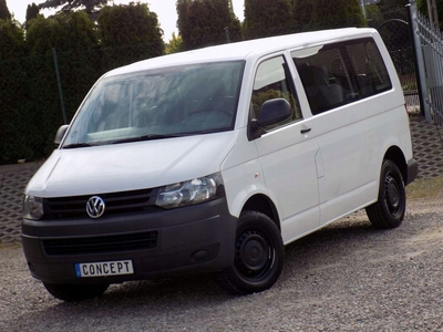 Volkswagen Caravelle T5 Caravelle Facelifting długi rozstaw osi 2.0 TDI 102KM 2011