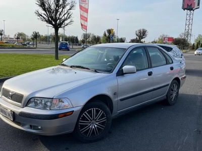 Volvo S40