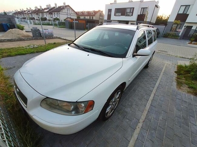 VOLVO V70 2005