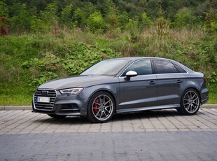 Audi S3 TFSI Limousine quattro S tronic