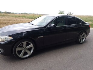 BMW Seria 5 523i