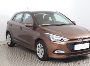 Hyundai i20 , Salon Polska, Klima