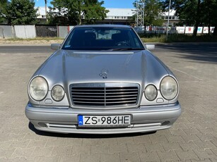 Mercedes-Benz Klasa E 420 Avantgarde