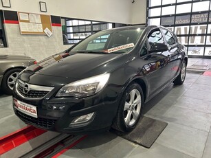 Opel Astra 1.7 CDTI DPF Color Edition