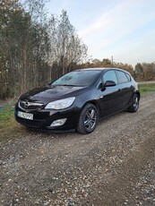 Opel Astra IV 1.4 T Cosmo