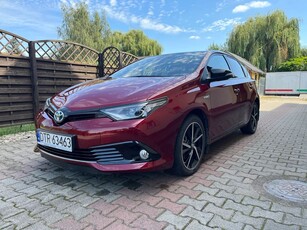 Toyota Auris Hybrid 135 Selection