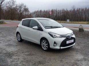 Toyota Yaris III 1.5 74KM Hybryda Automat Navi Kamera Klimatronik LED