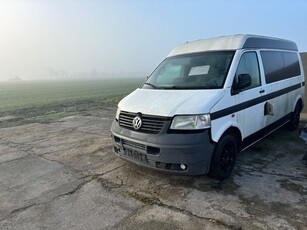 Volkswagen Transporter T5 TDI L2H1