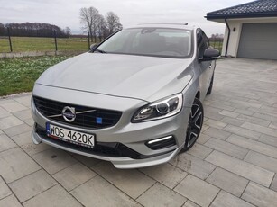 Volvo S60 T5 Drive-E Dynamic Edition (Momentum)