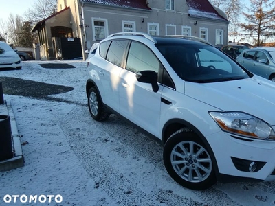 Ford Kuga 2.0 TDCi 2x4 Titanium