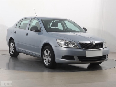 Skoda Octavia II , Salon Polska, Serwis ASO, Klima, Parktronic