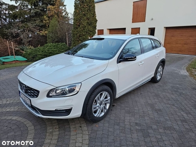 Volvo V60 Cross Country D3 Geartronic Momentum