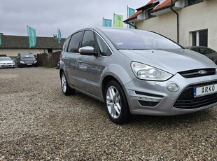 Ford S-MAX Titanium, ksenon, navi, 2xPDC