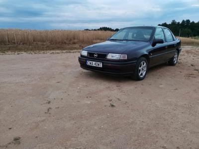 Używane Opel Vectra - 3 600 PLN, 190 625 km, 1995