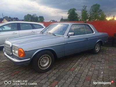 Mercedes 230 ce do renowacji