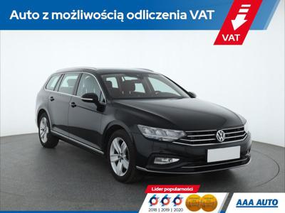 Używane Volkswagen Passat - 102 001 PLN, 106 230 km, 2019