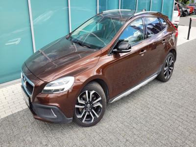 Używane Volvo V40 - 74 900 PLN, 101 800 km, 2017